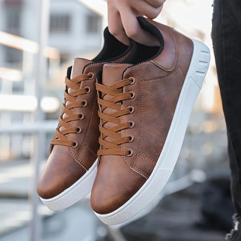 Bequeme Herrenschnürschuhe mit weicher Sohle für ganztägigen Komfort