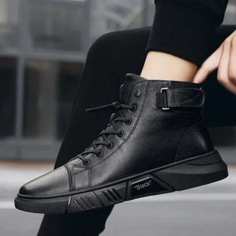 Stilvolle schwarze Herrenschuhe aus Leder für jede Gelegenheit
