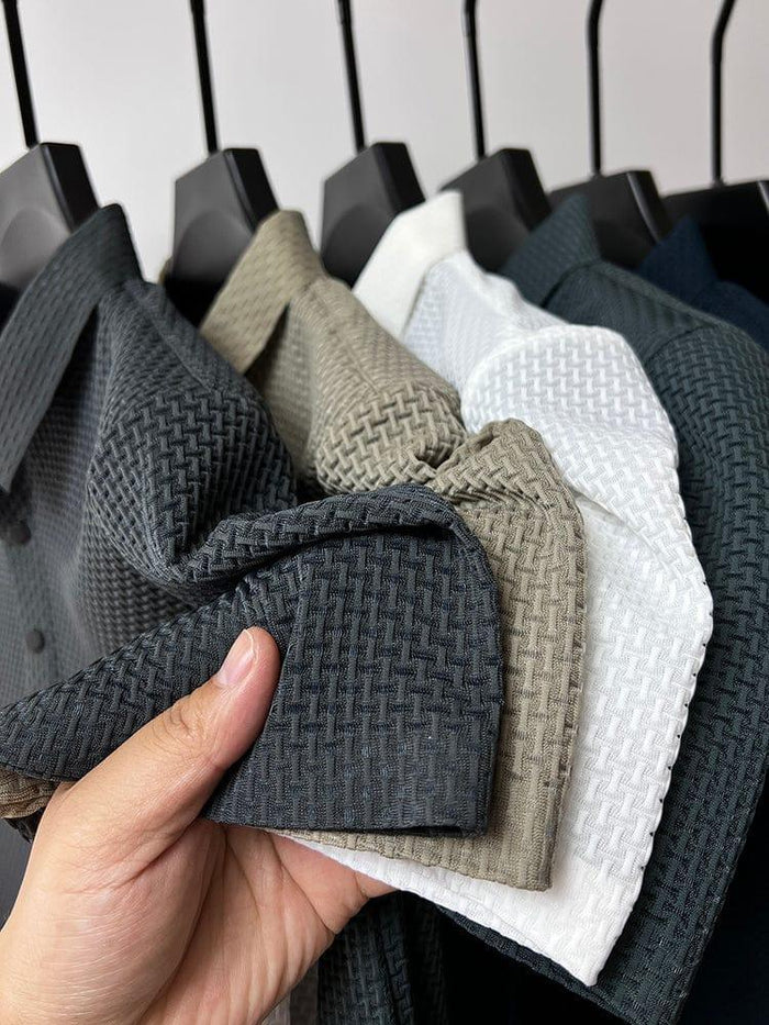 Elegantes und stilvolles Herren-Poloshirt - ein klassischer und zeitloser Look