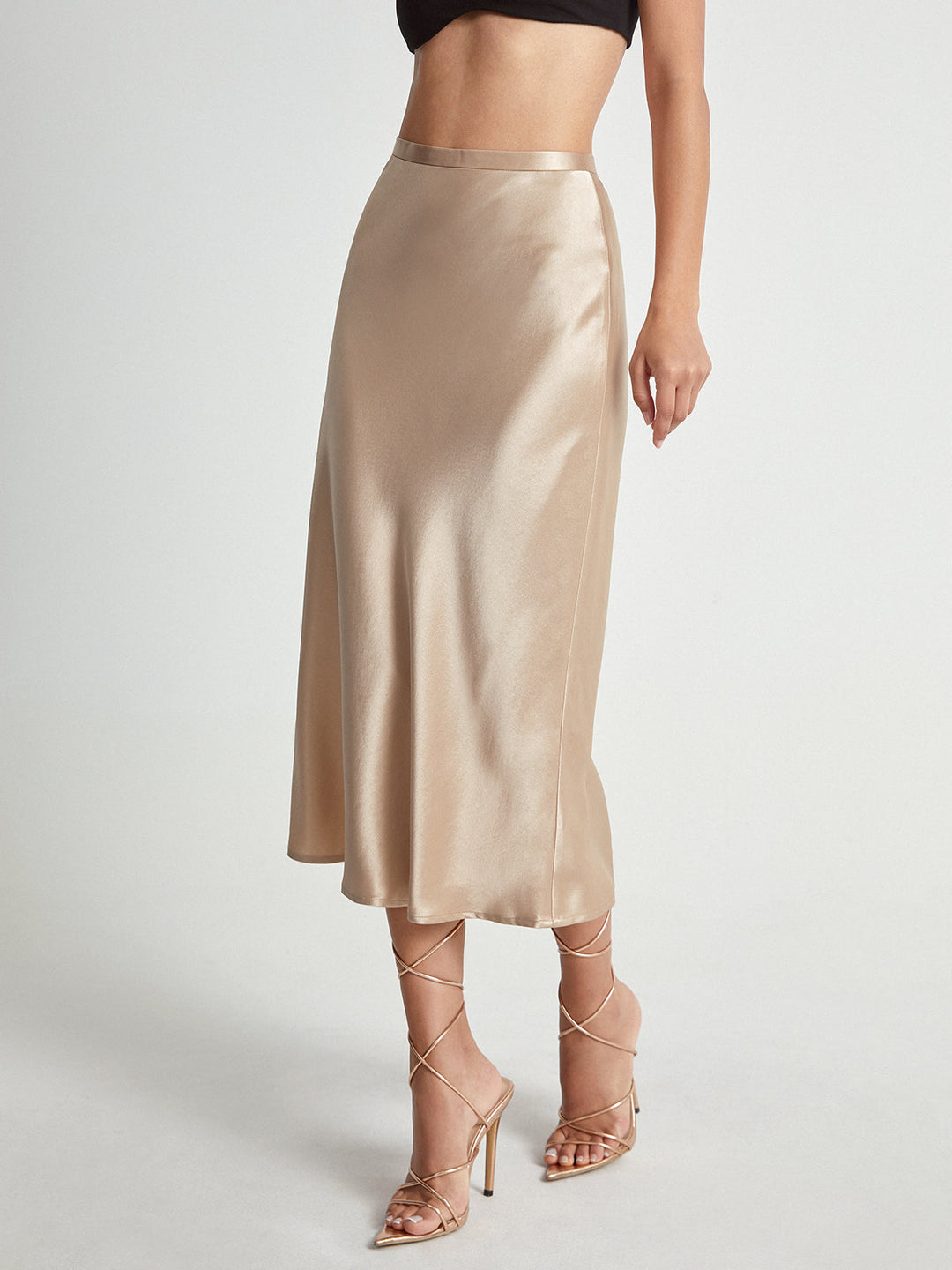 Stilvoller Damen Langmantel Adelise - Eleganter Look für eine beeindruckende Erscheinung