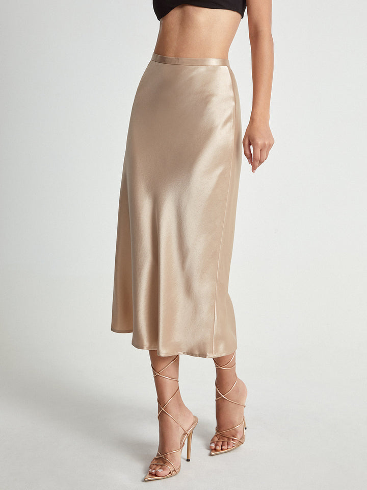 Stilvoller Damen Langmantel Adelise - Eleganter Look für eine beeindruckende Erscheinung