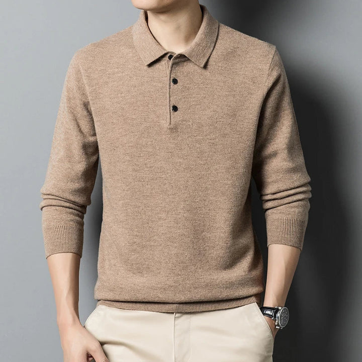Stilvoller und luxuriöser Herren-Polopullover - eine Kombination aus Eleganz und Komfort