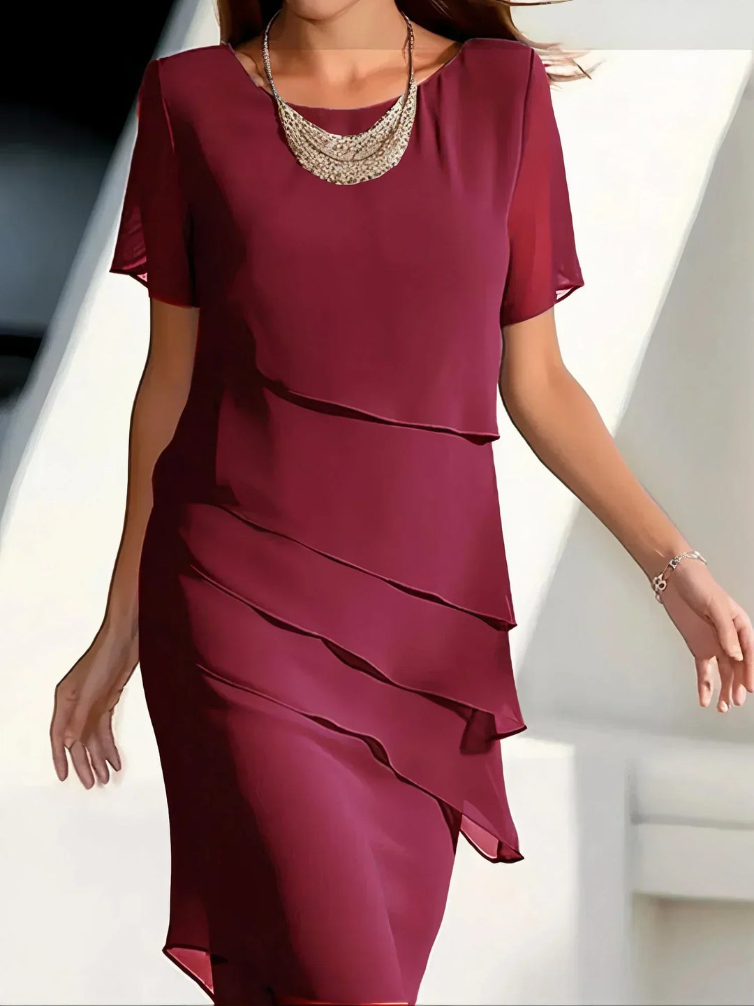 Das elegante Antonella™ Lagenkleid - die perfekte Kombination aus Klasse und Raffinesse