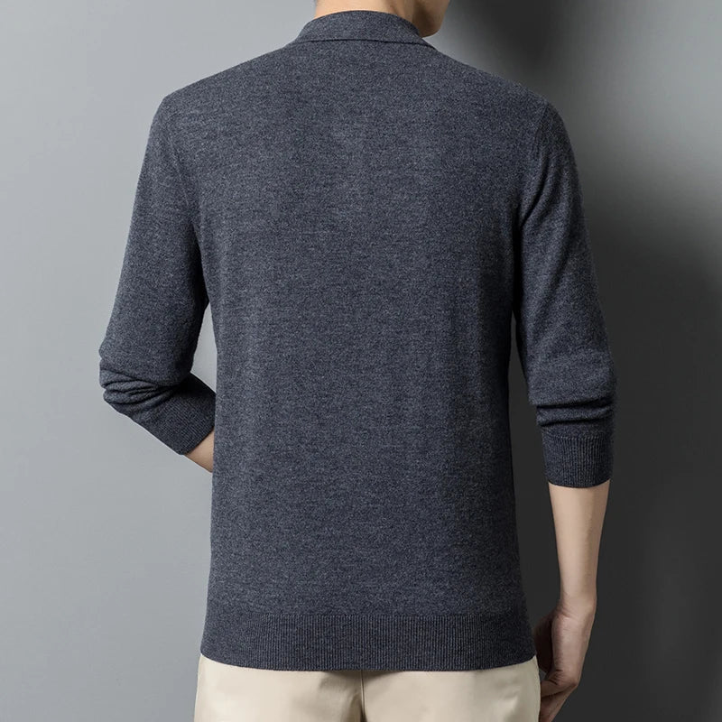 Stilvoller und luxuriöser Herren-Polopullover - eine Kombination aus Eleganz und Komfort