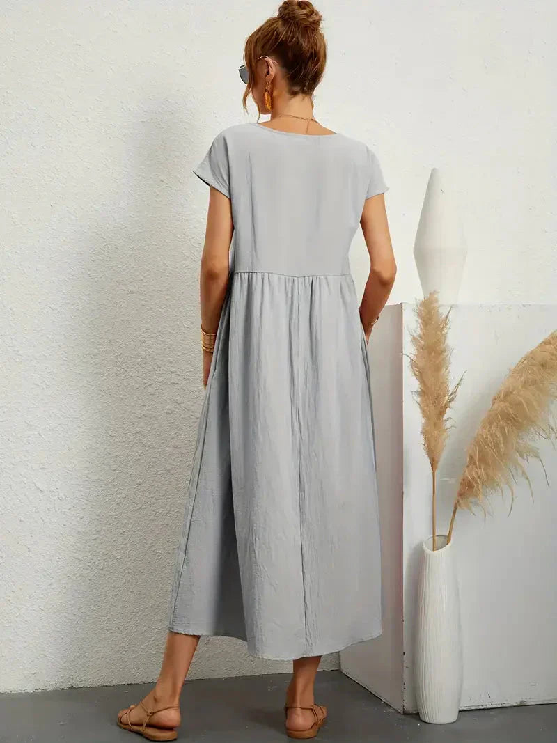 Stilvolles und elegantes langes Damenkleid für besondere Anlässe