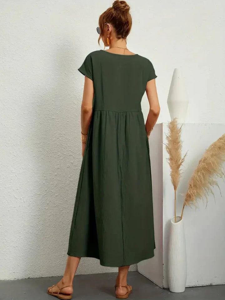 Stilvolles und elegantes langes Damenkleid für besondere Anlässe