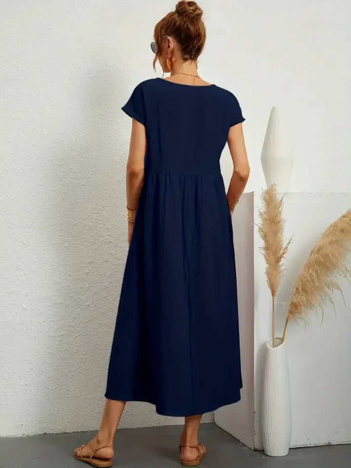 Stilvolles und elegantes langes Damenkleid für besondere Anlässe
