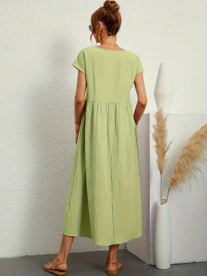 Stilvolles und elegantes langes Damenkleid für besondere Anlässe