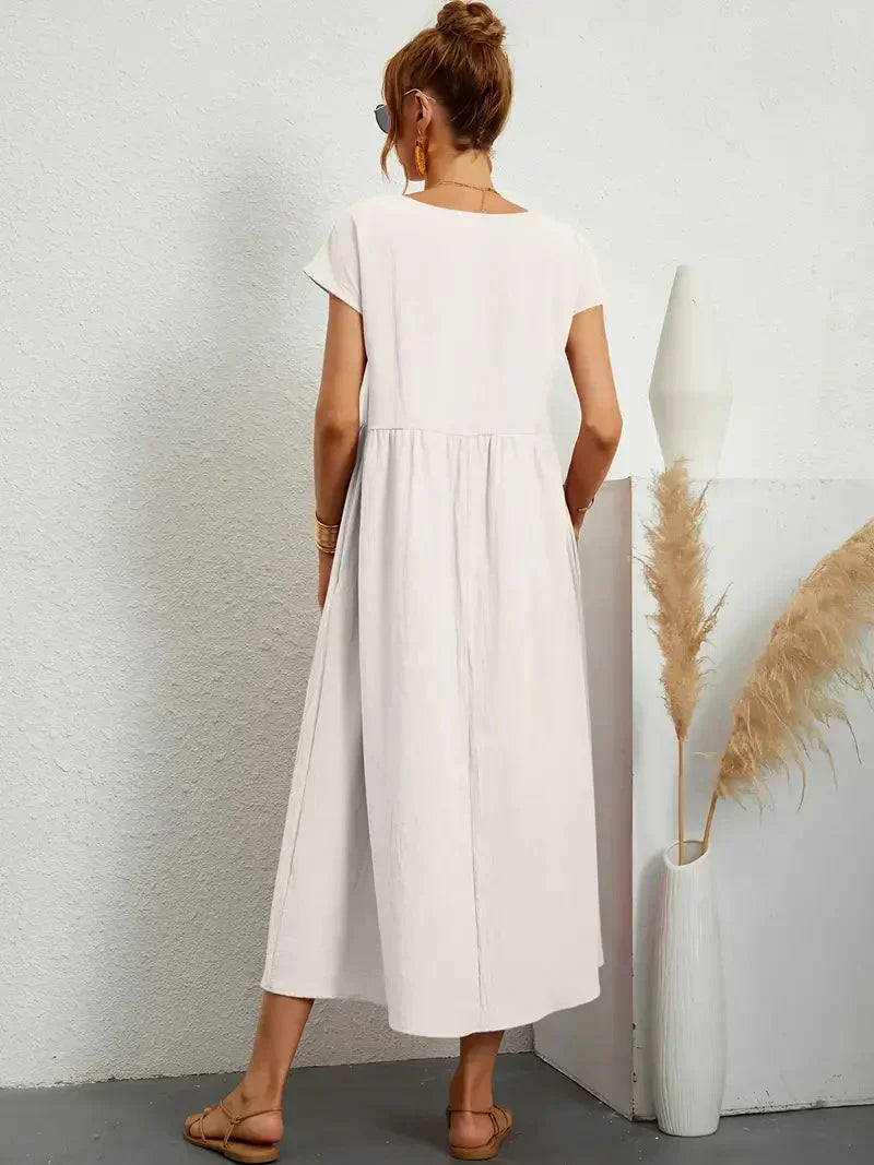 Stilvolles und elegantes langes Damenkleid für besondere Anlässe