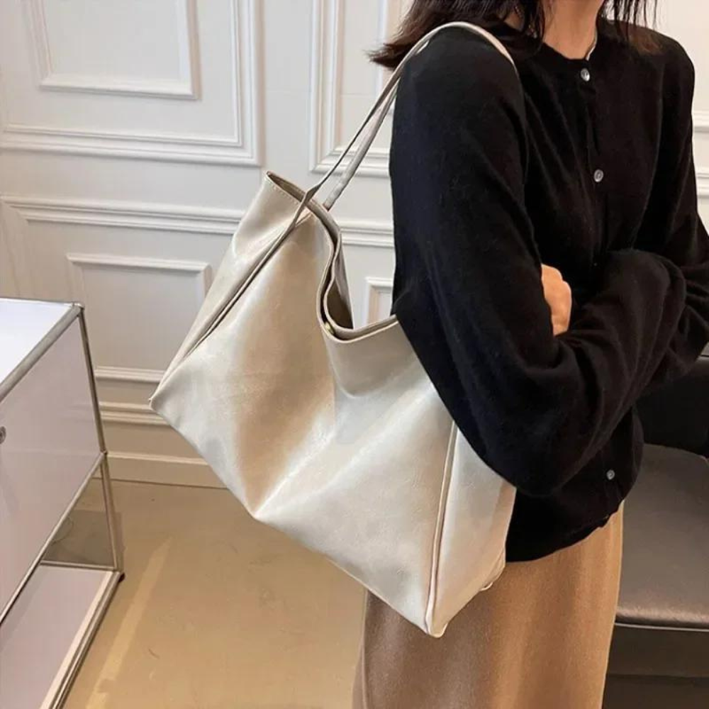 Zella | Sophisticated Bordeaux Leather Handbag voor Stijl en Praktisch Gebruik