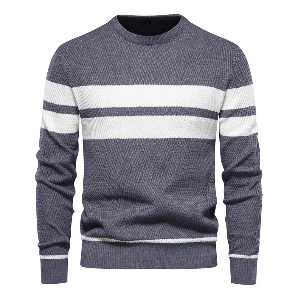 Modischer gestreifter Herren-Rundhalspullover - ein modernes und elegantes Alltags-Accessoire