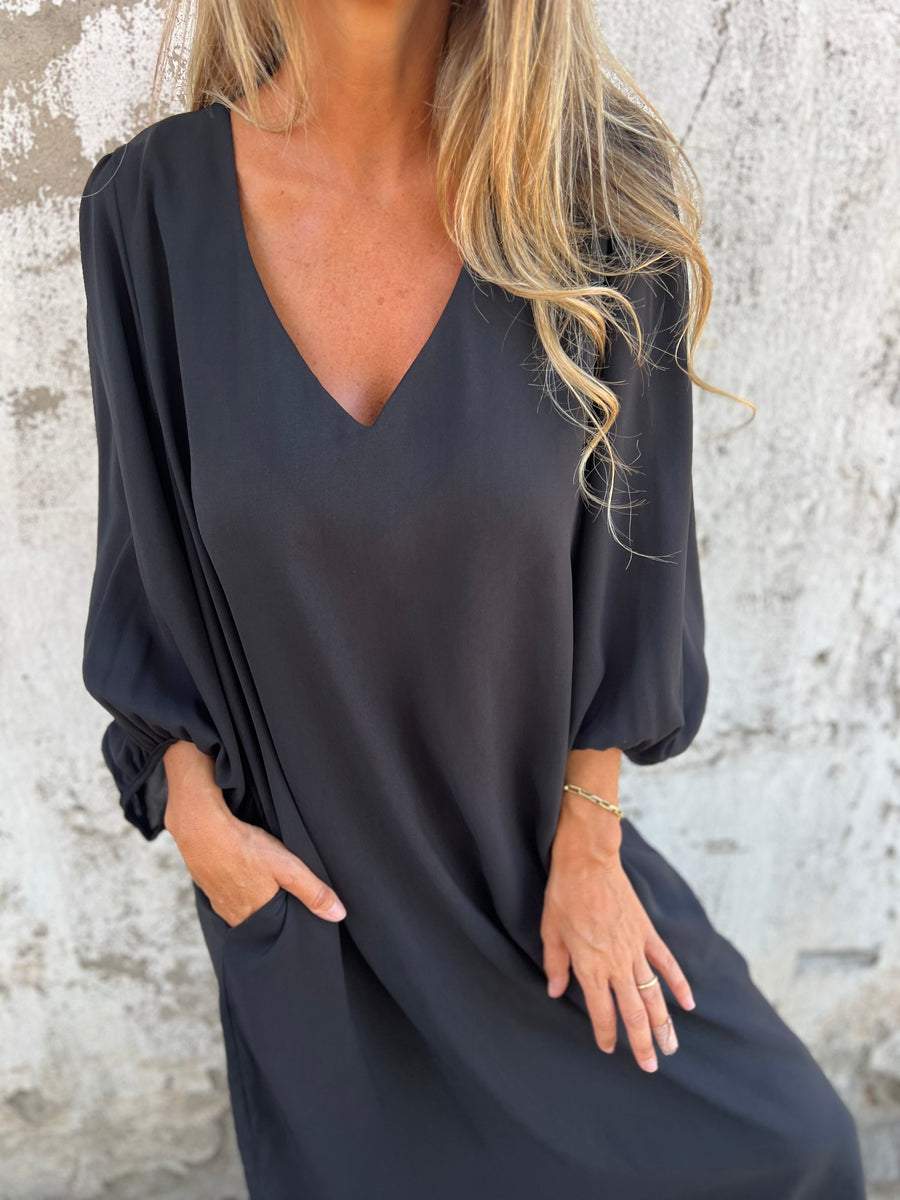 Elegantes Damen Maxikleid mit spitzem Ausschnitt - ein stilvoller und eleganter Look