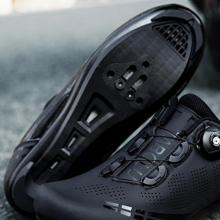 Strapazierfähige Herren-Mountainbike-Schuhe für Komfort und Sicherheit beim Fahren