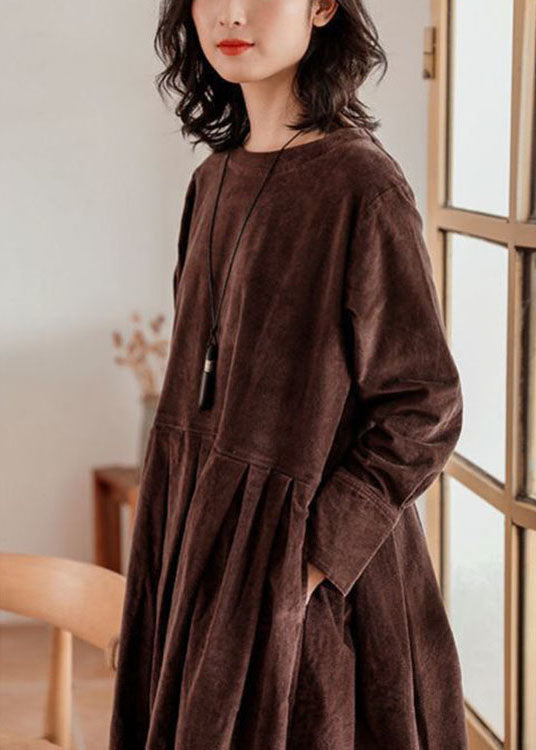 Stilvolles und elegantes langes Damenkleid für einen einzigartigen Look