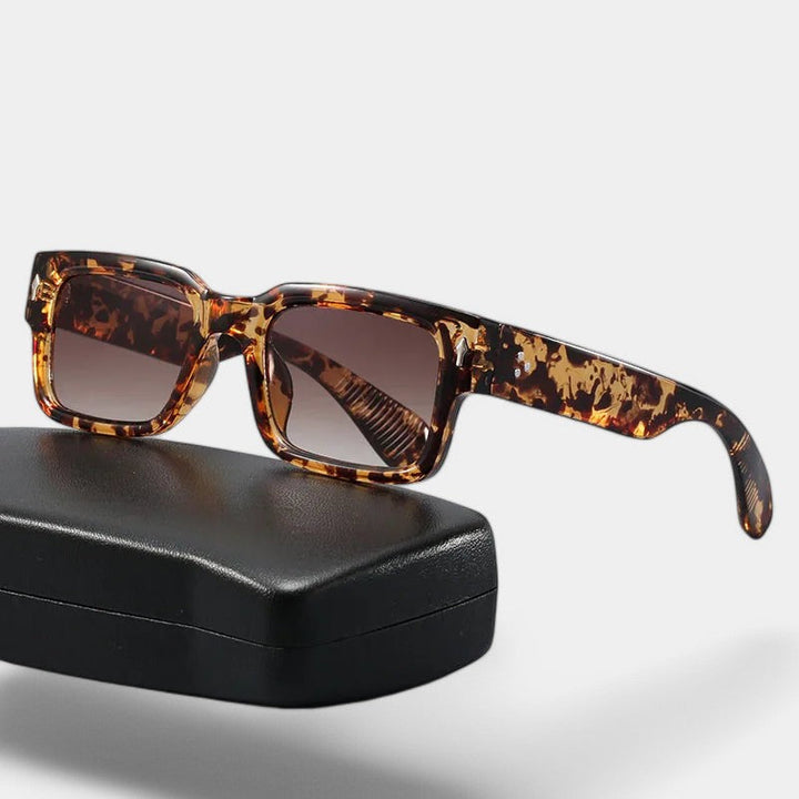 Luise | Trendy Zonnebril met Vlekkend Tortoise Montuur for a Chic en Modieus Uitstraling