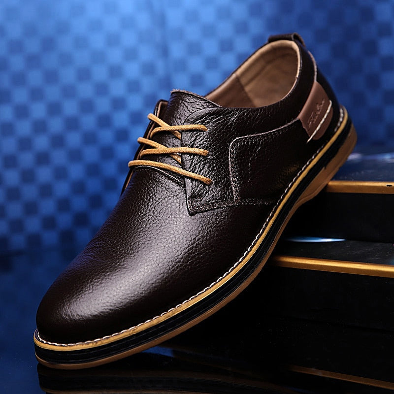 Elegante Herrenschuhe aus hochwertigem Leder in einer großen Auswahl an Farben