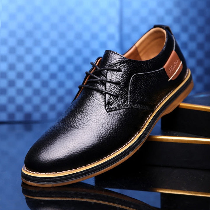 Elegante Herrenschuhe aus hochwertigem Leder in einer großen Auswahl an Farben