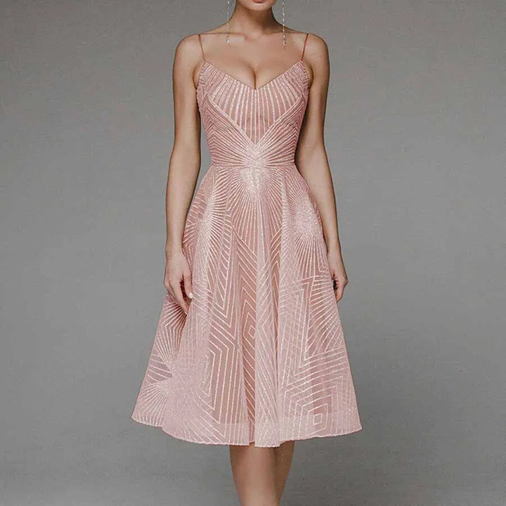 Modisches Maura™ Kleid mit attraktivem Rückenausschnitt