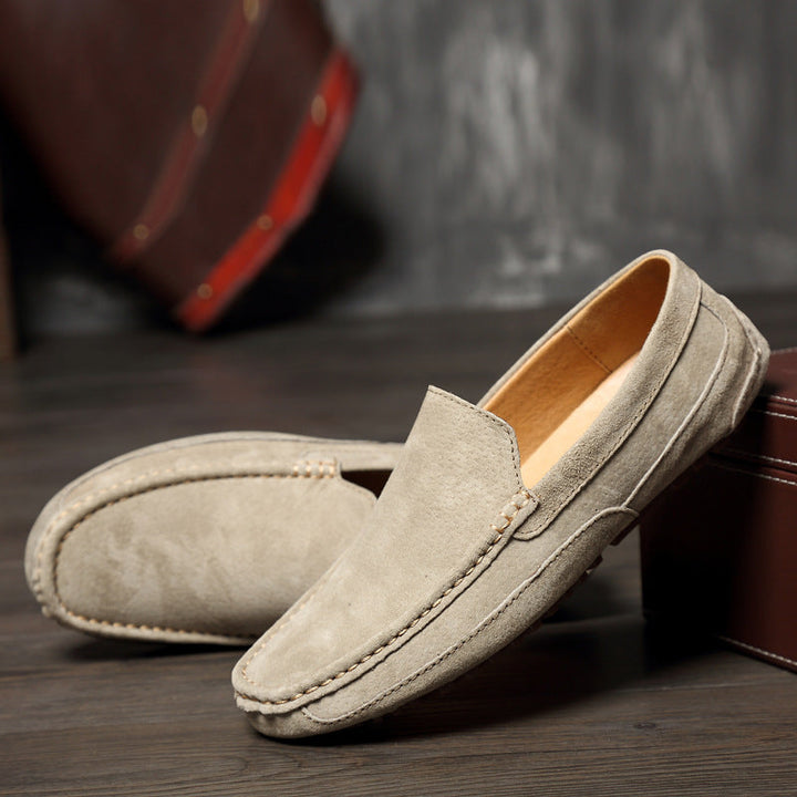 Modische Herren-Slipper aus natürlichem Wildleder für einen einzigartigen Look