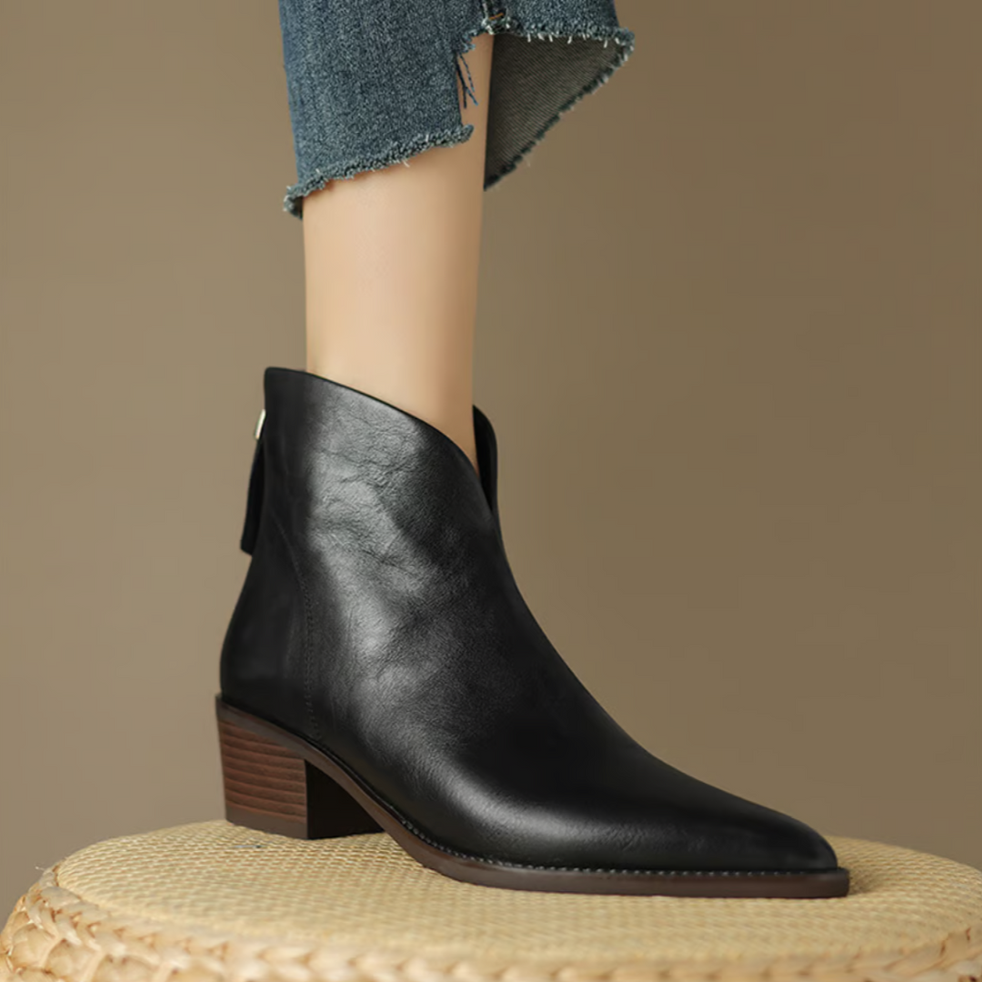 Anspruchsvolle Damenstiefel aus Leder mit elegantem Blockabsatz