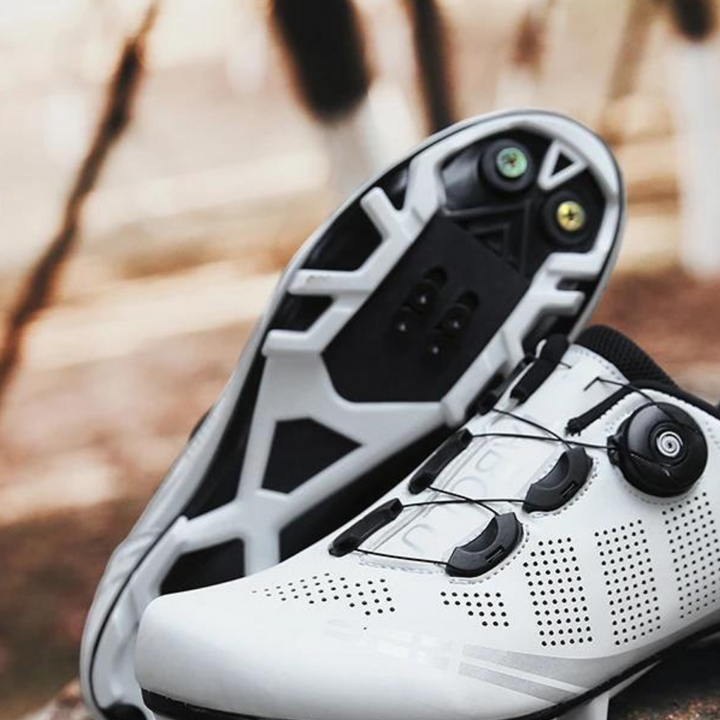 Strapazierfähige Herren-Mountainbike-Schuhe für Komfort und Sicherheit beim Fahren