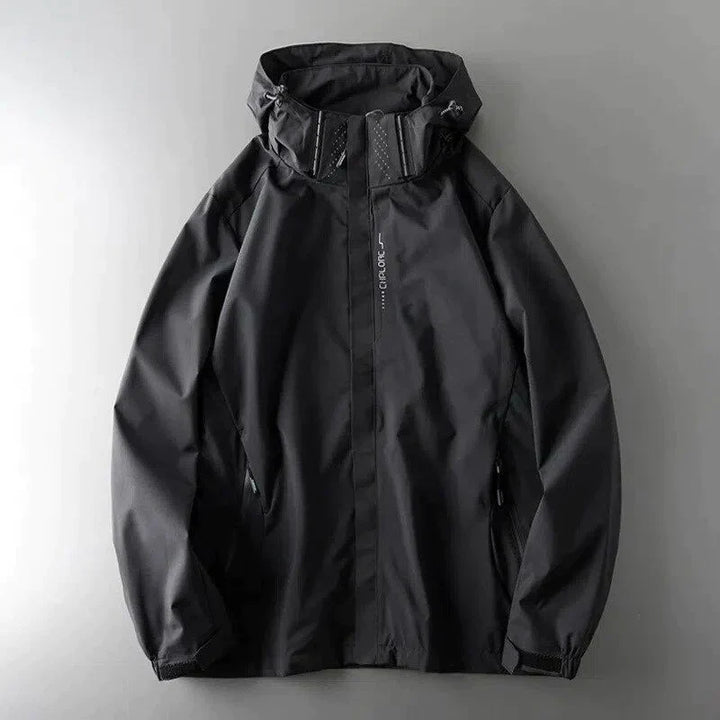 Wasserdichte Herren-Winterjacke mit Kapuze - idealer Schutz bei schwierigen Bedingungen