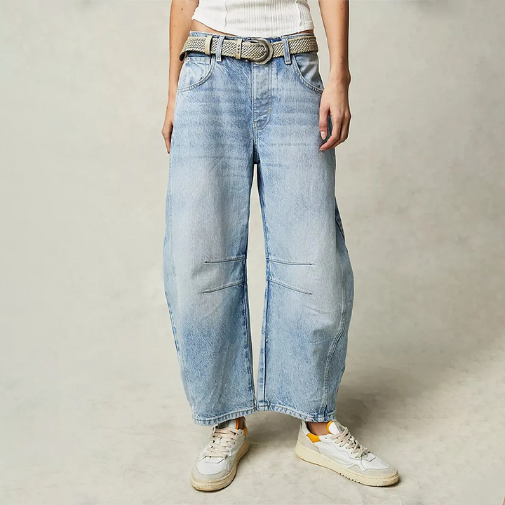 Trendige Damenjeans mit weitem Bein - der perfekte Style für jede Gelegenheit