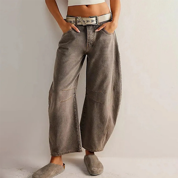 Trendige Damenjeans mit weitem Bein - der perfekte Style für jede Gelegenheit