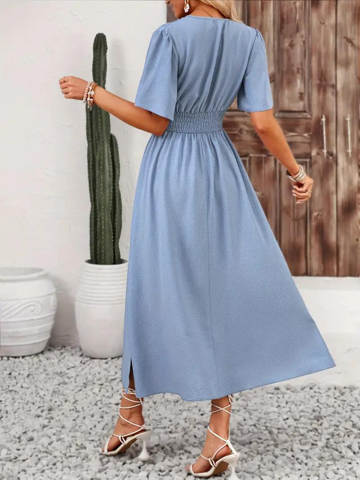 Modisches langes Damenkleid - eine Kombination aus Eleganz und Komfort für jede Gelegenheit