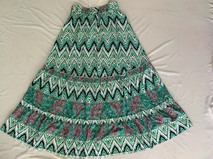 Stylowa damska spódnica maxi na eleganckie okazje