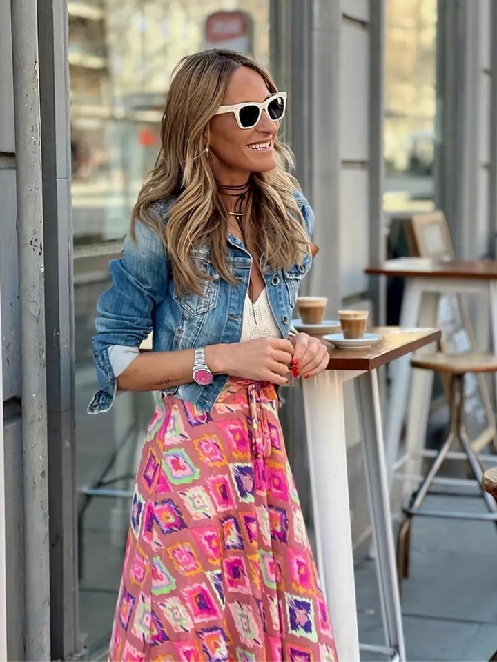 Stylowa damska spódnica maxi na eleganckie okazje