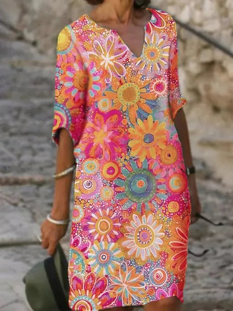 Stilvolles elegantes Blumenkleid für Frauen für einen einzigartigen Look