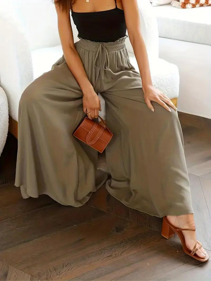 Stylowe i eleganckie damskie spodnie z wysokim stanem dla modnego wyglądu