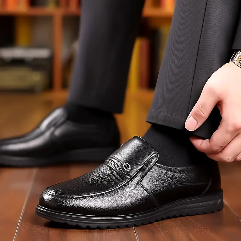 Stylowe i komfortowe męskie loafersy z wysokiej jakości skóry – elegancki wybór na każdą okazję