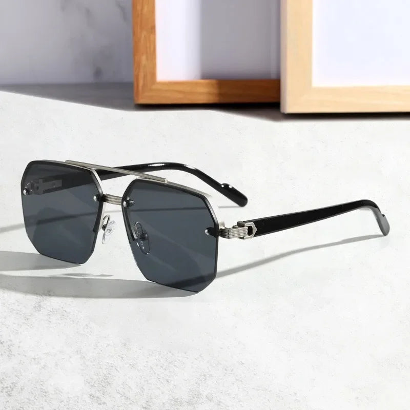 Elegante geometrische Sonnenbrille für Herren – stilvoller moderner Look