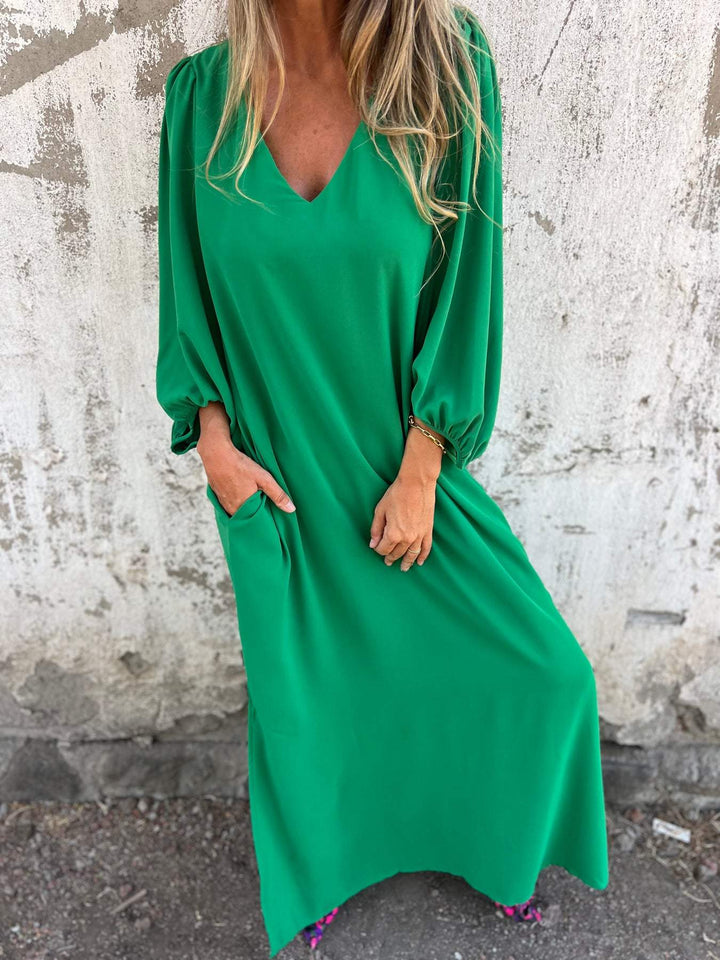 Elegantes Damen Maxikleid mit spitzem Ausschnitt - ein stilvoller und eleganter Look