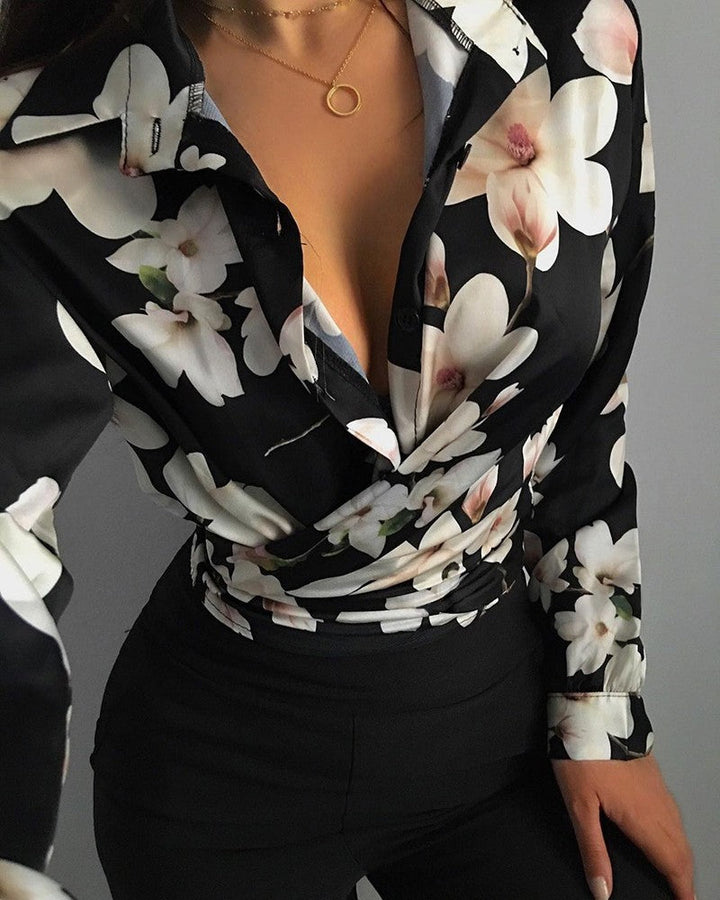 Stylische Damenbluse mit modischem Print für einen eleganten und auffälligen Look