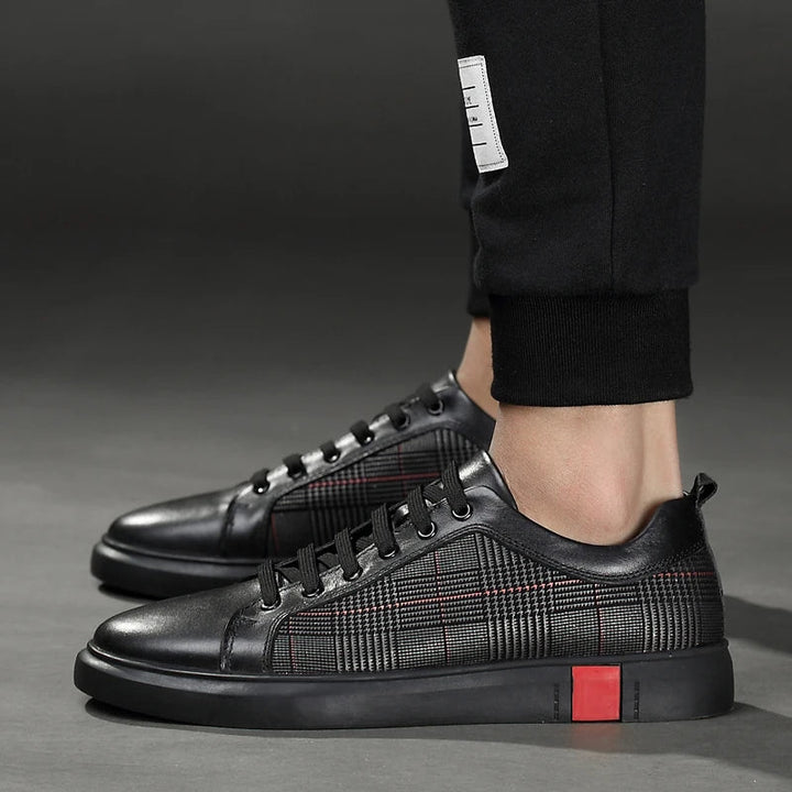 Stilvolle und luxuriöse Herren-Sportschuhe aus Leder - eine Kombination aus Komfort und Eleganz für jeden Mann