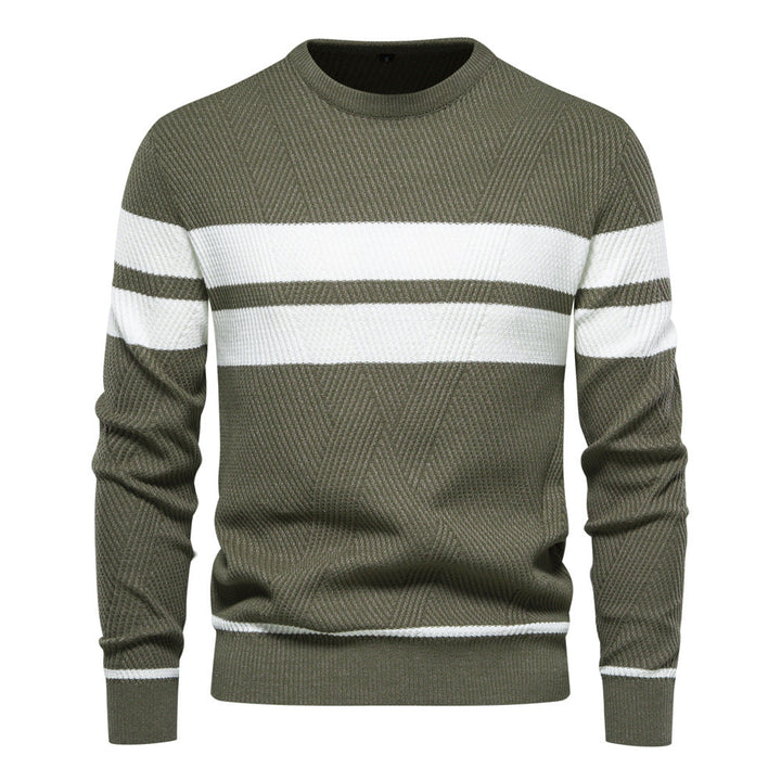 Modischer gestreifter Herren-Rundhalspullover - ein modernes und elegantes Alltags-Accessoire