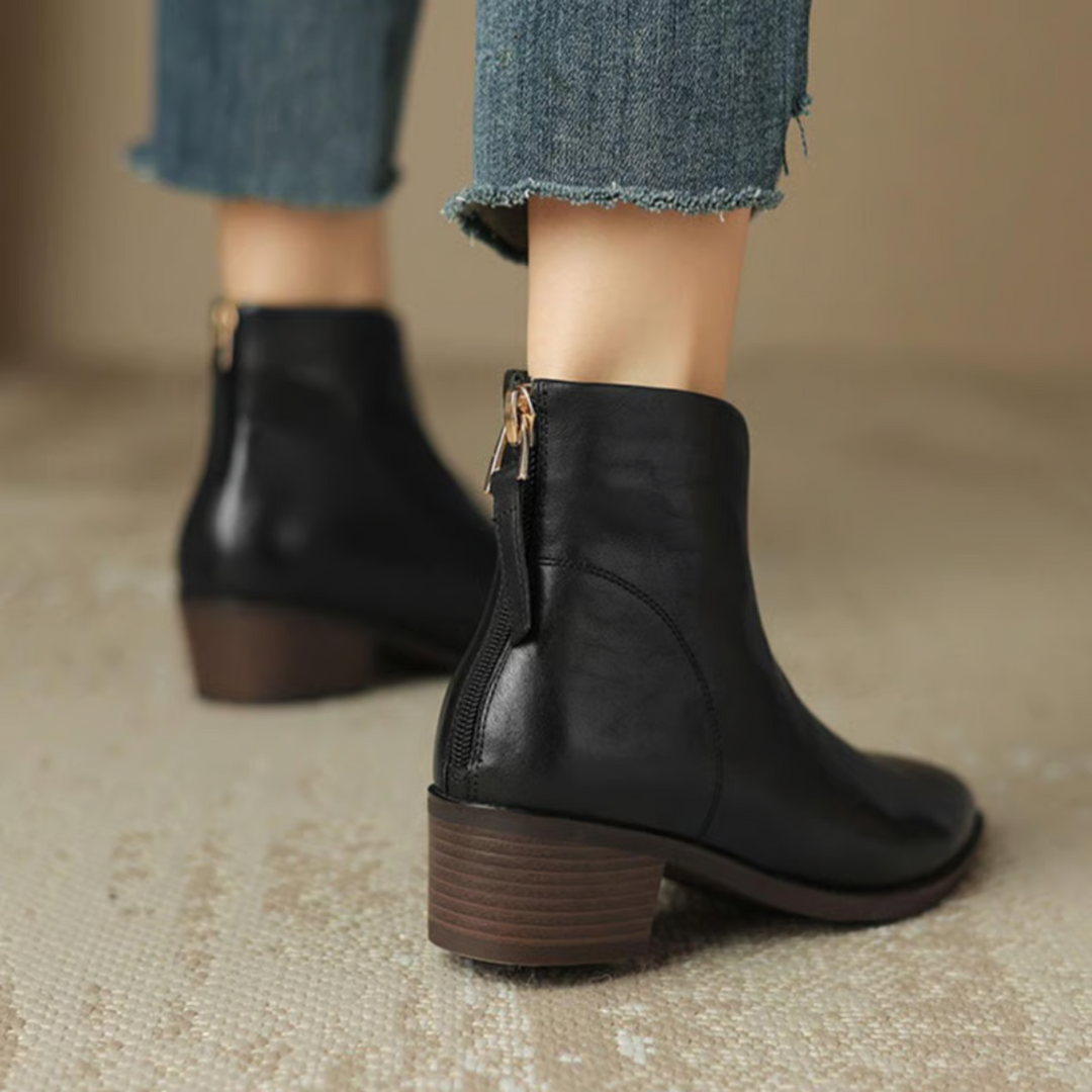 Anspruchsvolle Damenstiefel aus Leder mit elegantem Blockabsatz