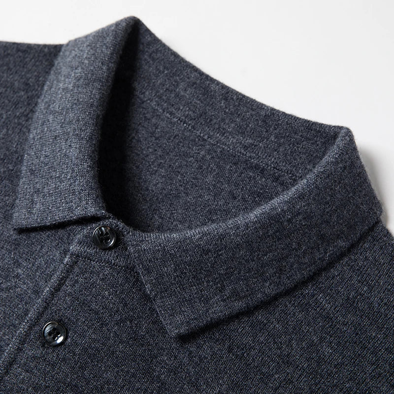 Stilvoller und luxuriöser Herren-Polopullover - eine Kombination aus Eleganz und Komfort