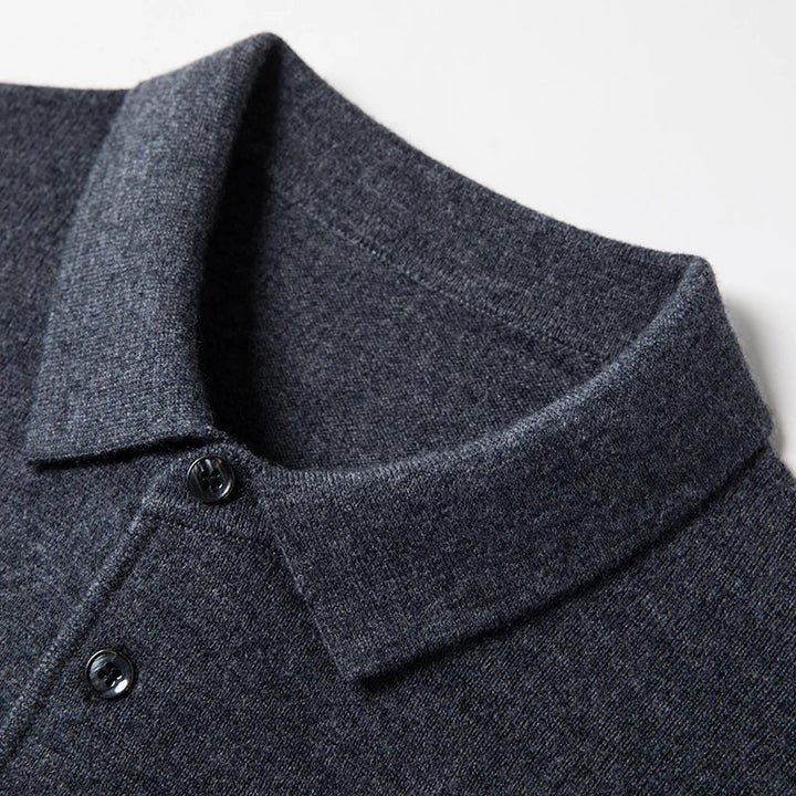 Stilvoller und luxuriöser Herren-Polopullover - eine Kombination aus Eleganz und Komfort
