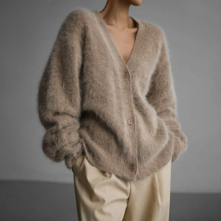 Stilvolle Damenstrickjacke für einen eleganten und modischen Look