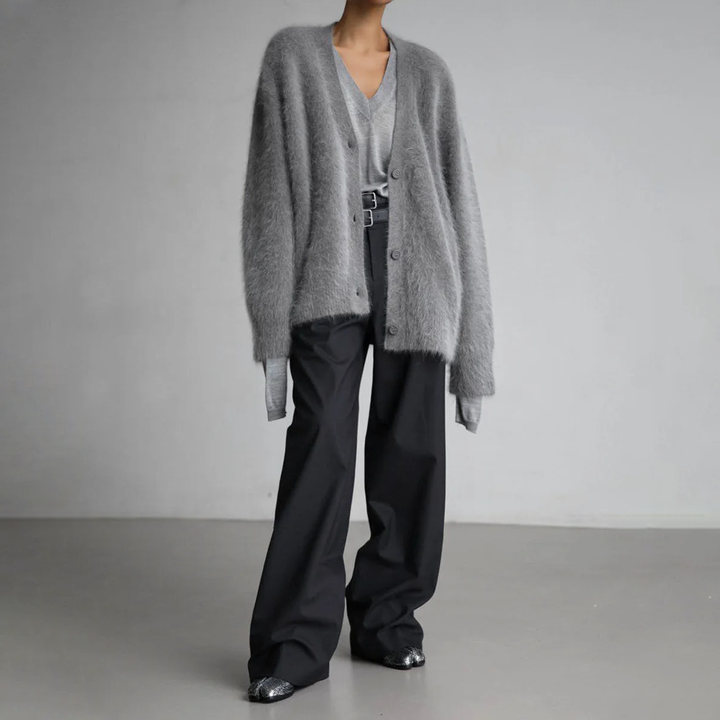 Stilvolle Damenstrickjacke für einen eleganten und modischen Look