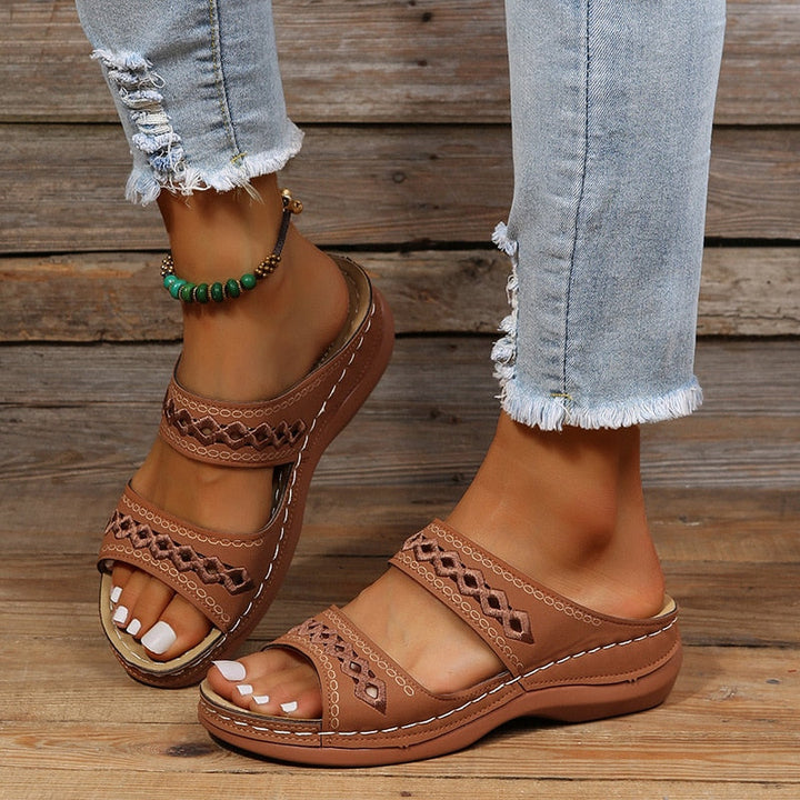 Schicke Damen-Sandalen für elegante Sommeroutfits