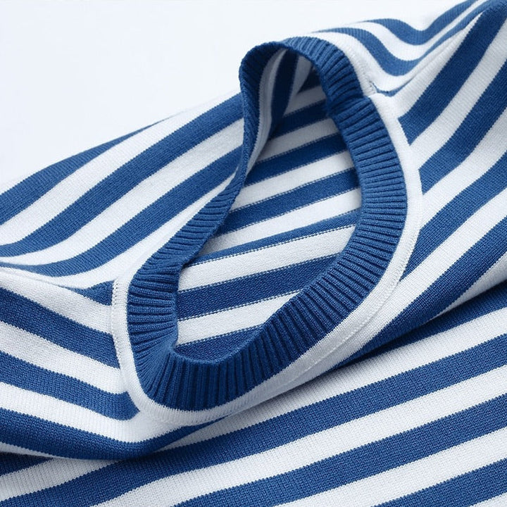 Elegante gestreifte Damenbluse mit langen Ärmeln und Rundhalsausschnitt - perfekt für jeden Anlass