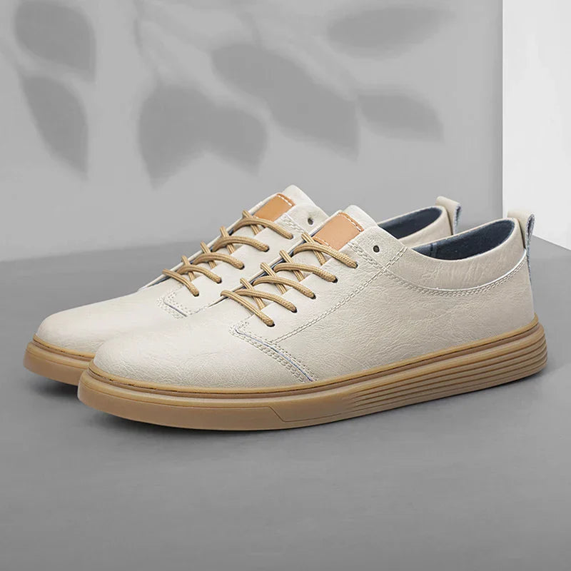 Bequeme und elegante Sportschuhe aus hochwertigem Leder für Männer