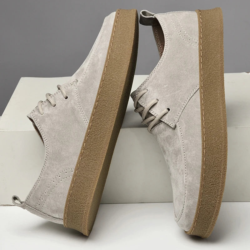 Modische Herrenschuhe aus hochwertigem Wildleder - Eleganz und Komfort