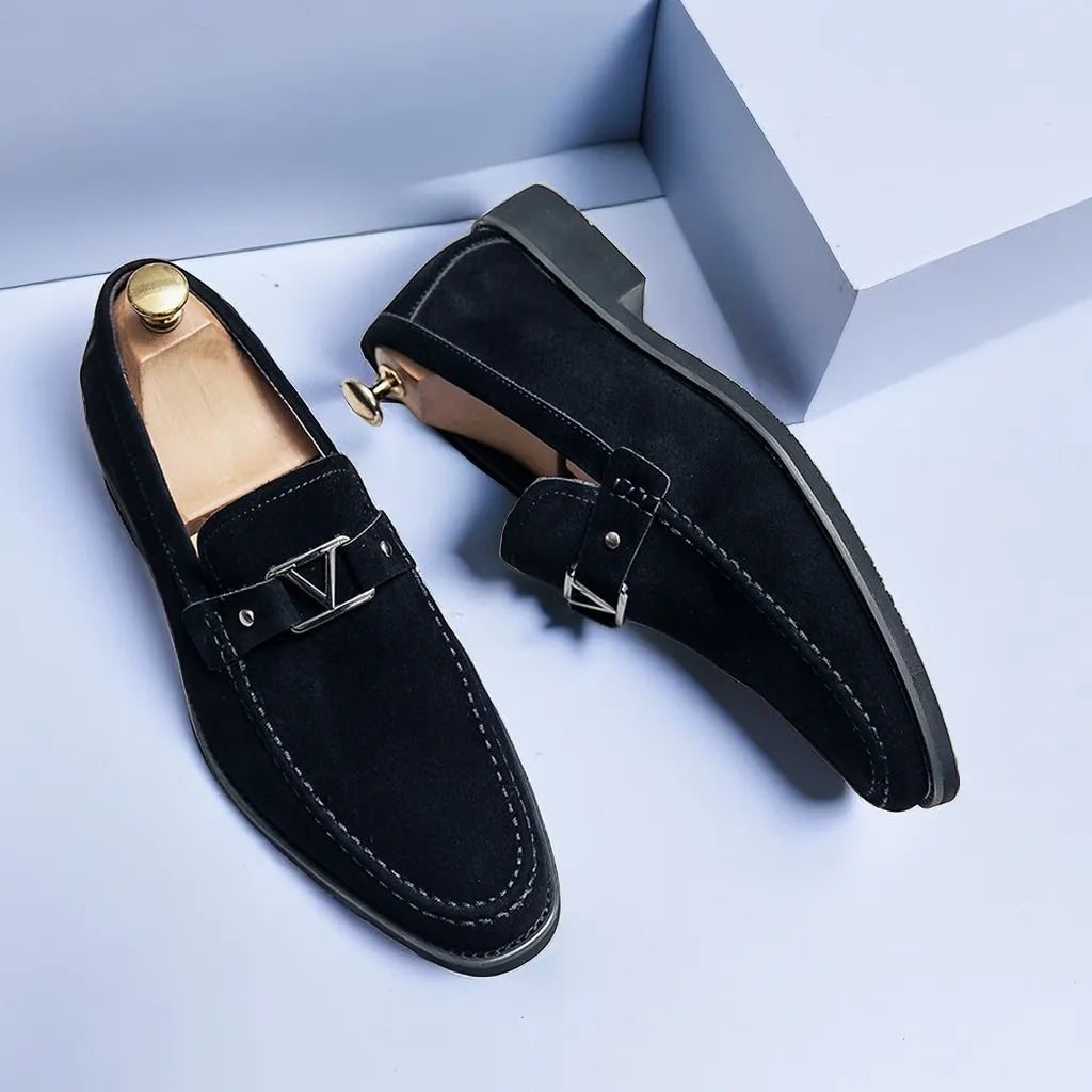Stilvolle Herren-Slipper aus hochwertigem, handgefertigtem Wildleder für eleganten Komfort