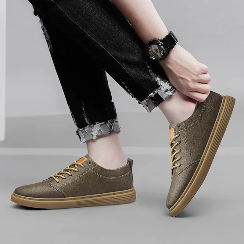Bequeme und elegante Sportschuhe aus hochwertigem Leder für Männer